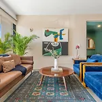 205-2 3Br 2Baths Private Terrace - Sleep 6 Roma Notre