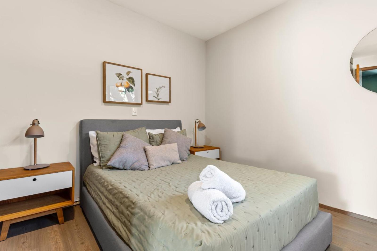 Apartment 205-2 3br 2baths Private Terrace - Sleep 6 Roma Notre